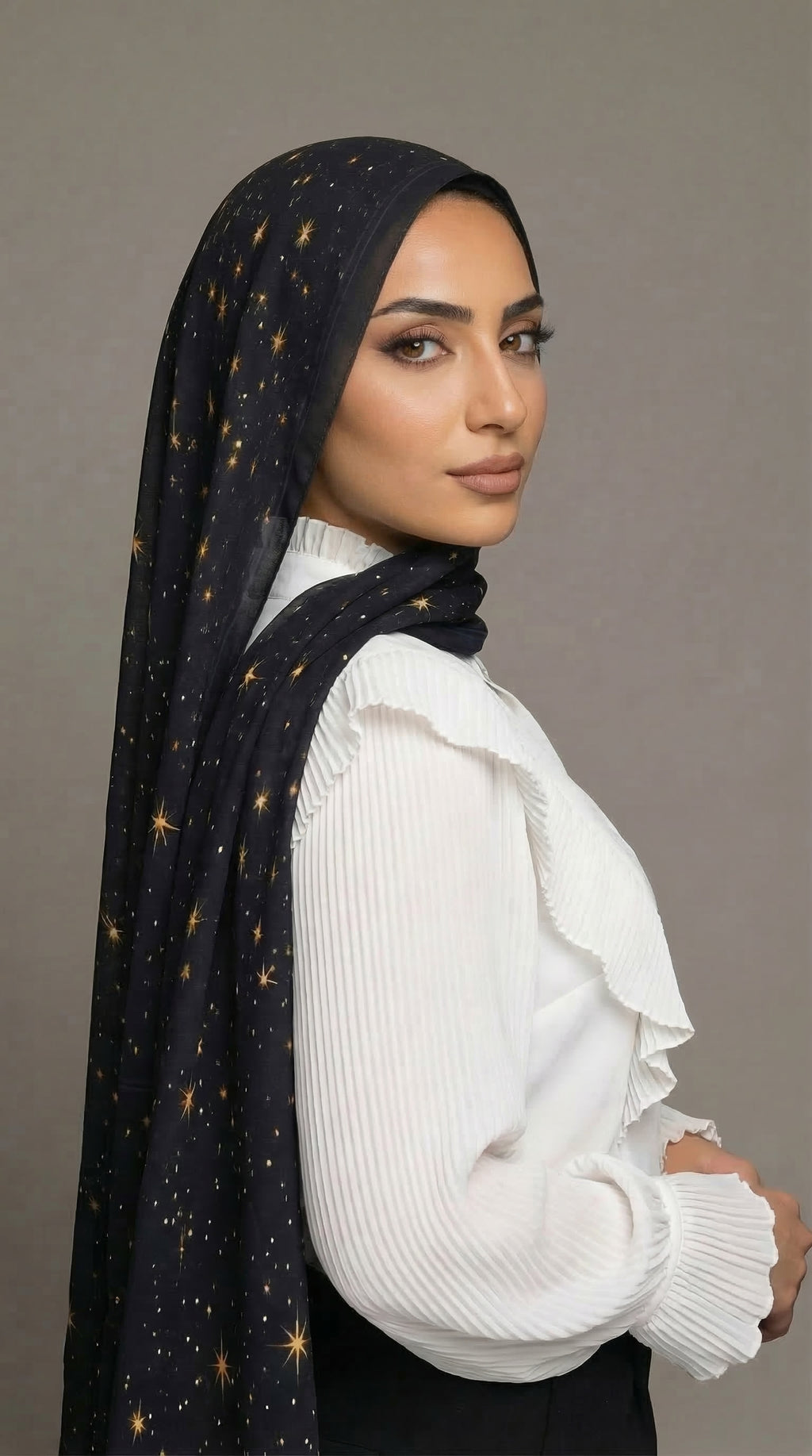 حجاب شيفون مطبوع Dusk Sparkle من يسرا