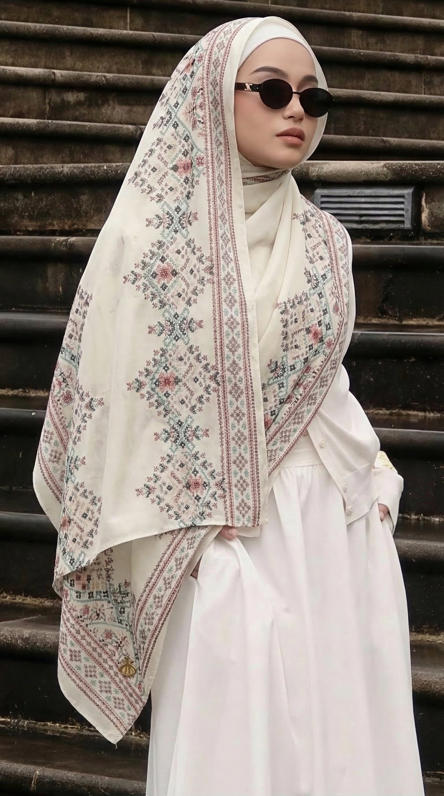 Tolifa in Chiffon